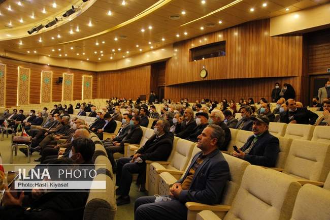 آیین رونمایی ازکتاب فاخر 