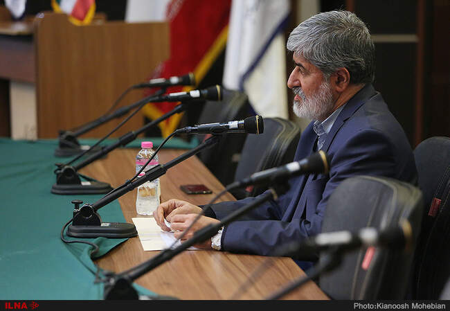 نشست «سه قطره خون» در دانشگاه علامه طباطبایی با حضور امام و مطهری