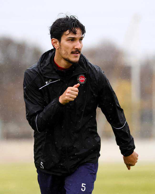 گزارش تصویری تمرین تراکتور در هوای بارانی