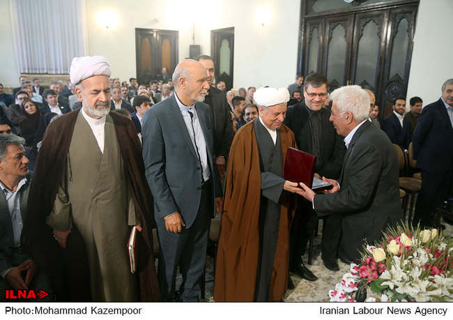 دیدار جمعی از خیرین، مسؤولان و کارکنان بنیاد بیماری‌های خاص‎ با آیت