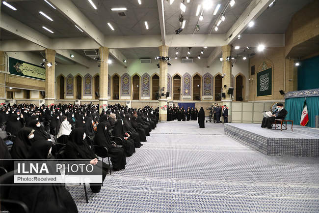 دیدار جمعی از بانوان با رهبر معظم انقلاب 
