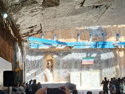 پایان عملیات حفاری فاز دو خط دوم متروی شیراز / TBM به ایستگاه سعدی رسید