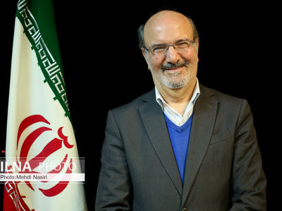وعده‌های قالیباف در سفرهای استانی،‌ سنخیتی با جایگاه ریاست مجلس ندارد/  اهداف رئیس مجلس انتخاباتی و سیاسی است/ قالیباف به طرح‌ها و لوایح مجلس رسیدگی کند