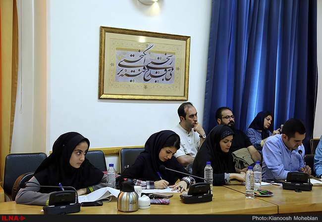 نشست خبری و رونمایی از پوستر نمایش «یک دقیقه و سیزده ثانیه»