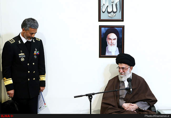 دیدار فرماندهان و مسئولان نیروی دریایی ارتش با رهبر انقلاب