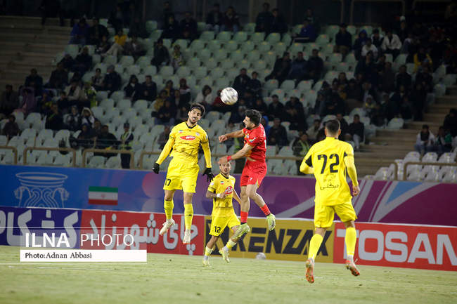 دیدار تیم فجرشهیدسپاسی شیراز و فولاد خوزستان