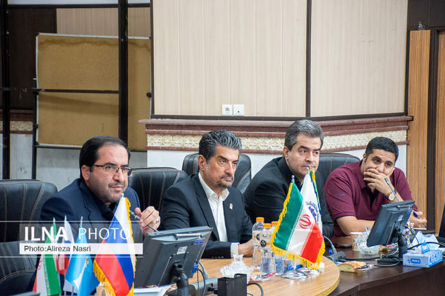 نشست مشترک هیئت اقتصادی روسیه با تولیدکنندگان بخش کشاورزی قزوین
