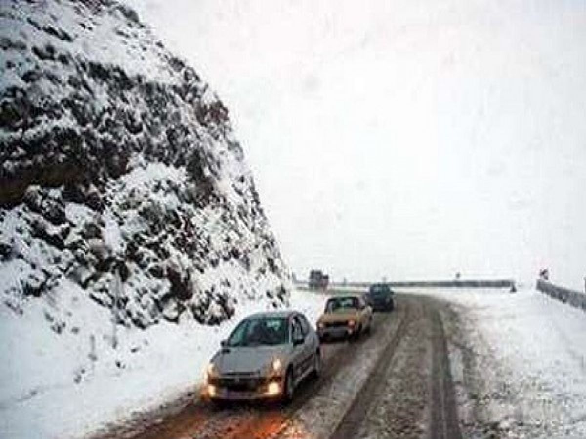 برخورد شهروندان با رانندگی در برف و یخبندان چگونه باید باشد