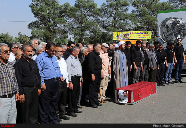 مراسم خاکسپاری جان باختگان فاجعه منا در قطعه 50 بهشت زهرا(س)